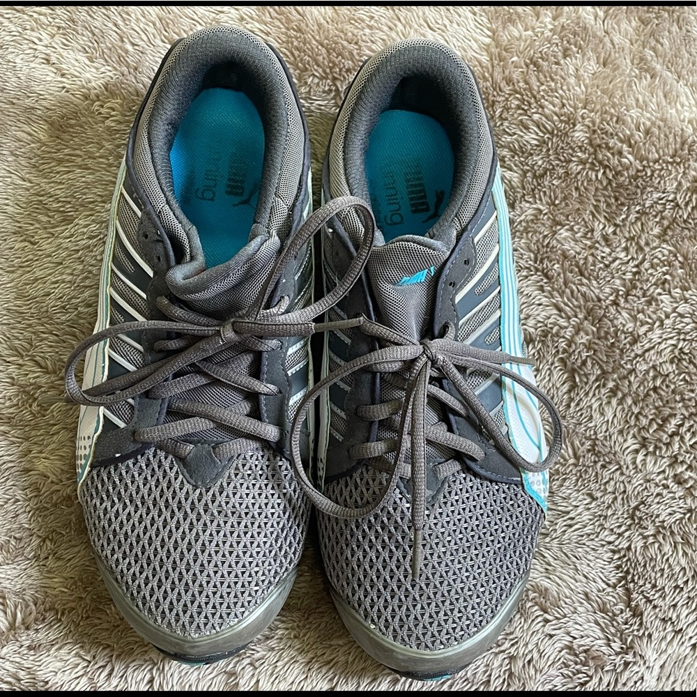 Puma women’s sneakers size 9.5